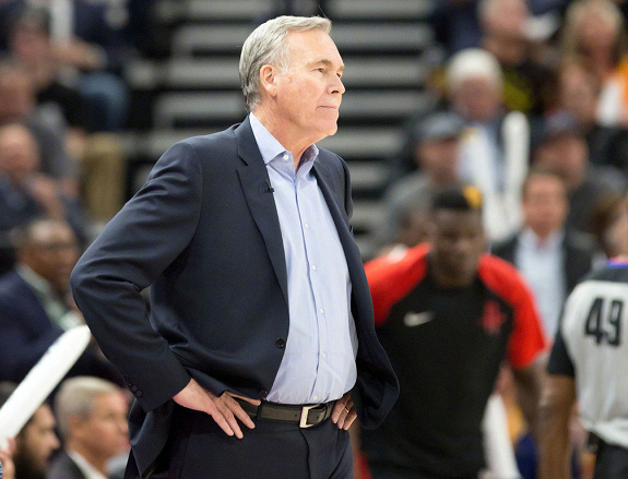 芒果体育 -马赛内部会议纪要流出：冲刺阶段篮板制胜，NBA总决赛使命明确，临场指挥获称赞 